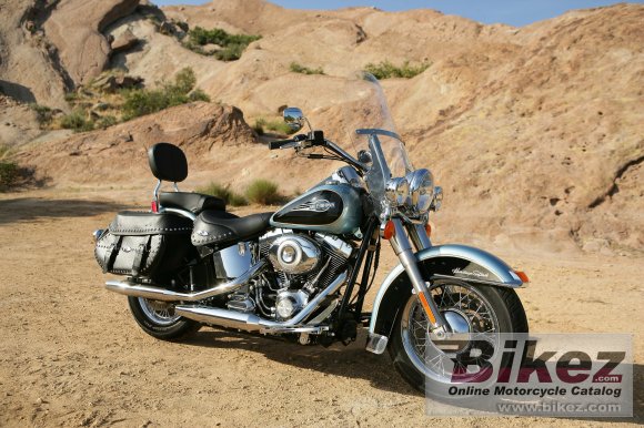 2007 Harley-Davidson  FLSTC  Heritage Softail Classic photo